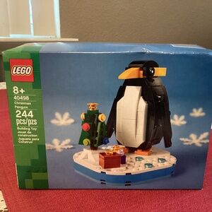 Lego Christmas Penguin NEW UNOPENED BOX 244 pcs Lego set 40498